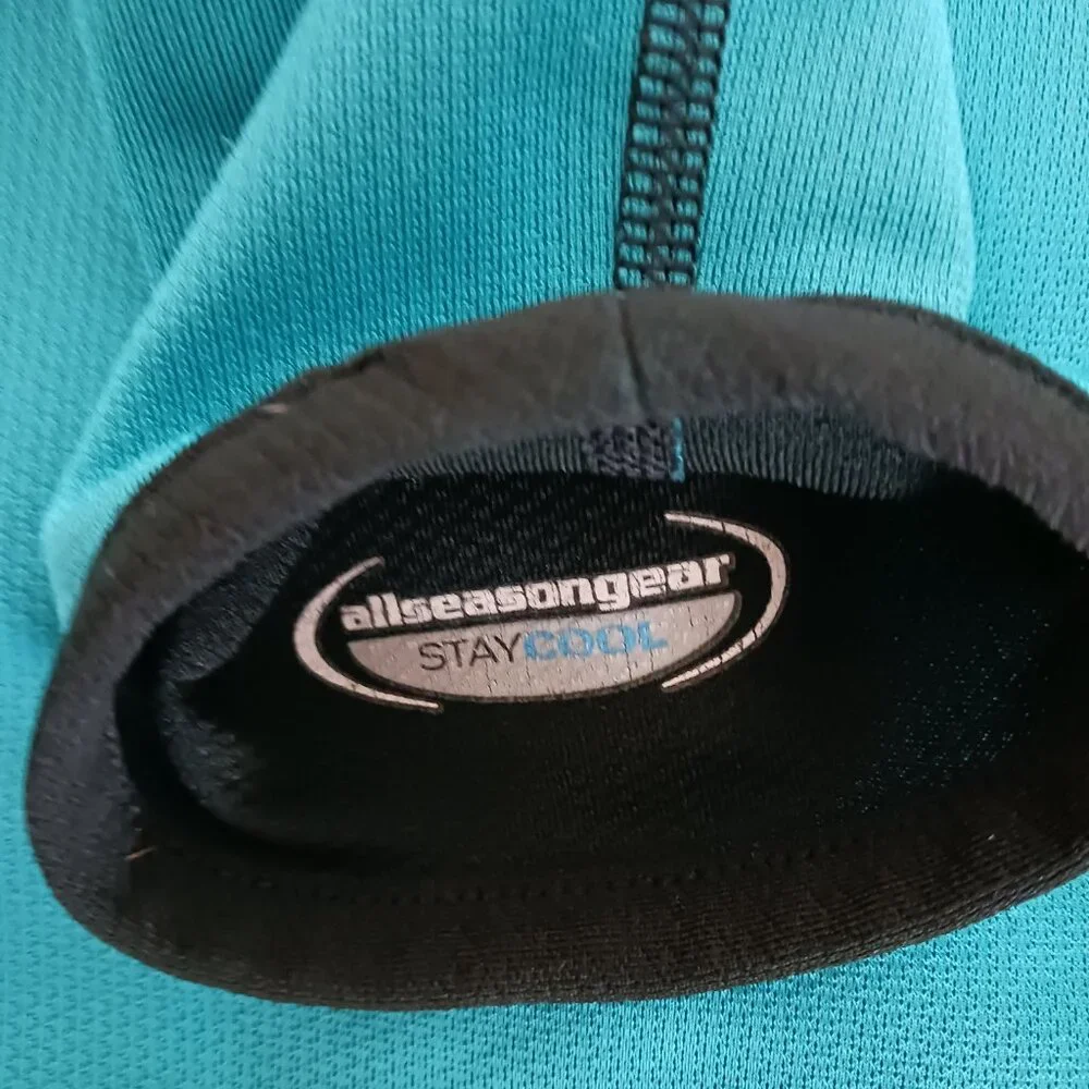 Under Armour Women's Reversable Fitted Shirt Size Medium Teal Black Athletic - Picture 5 of 9